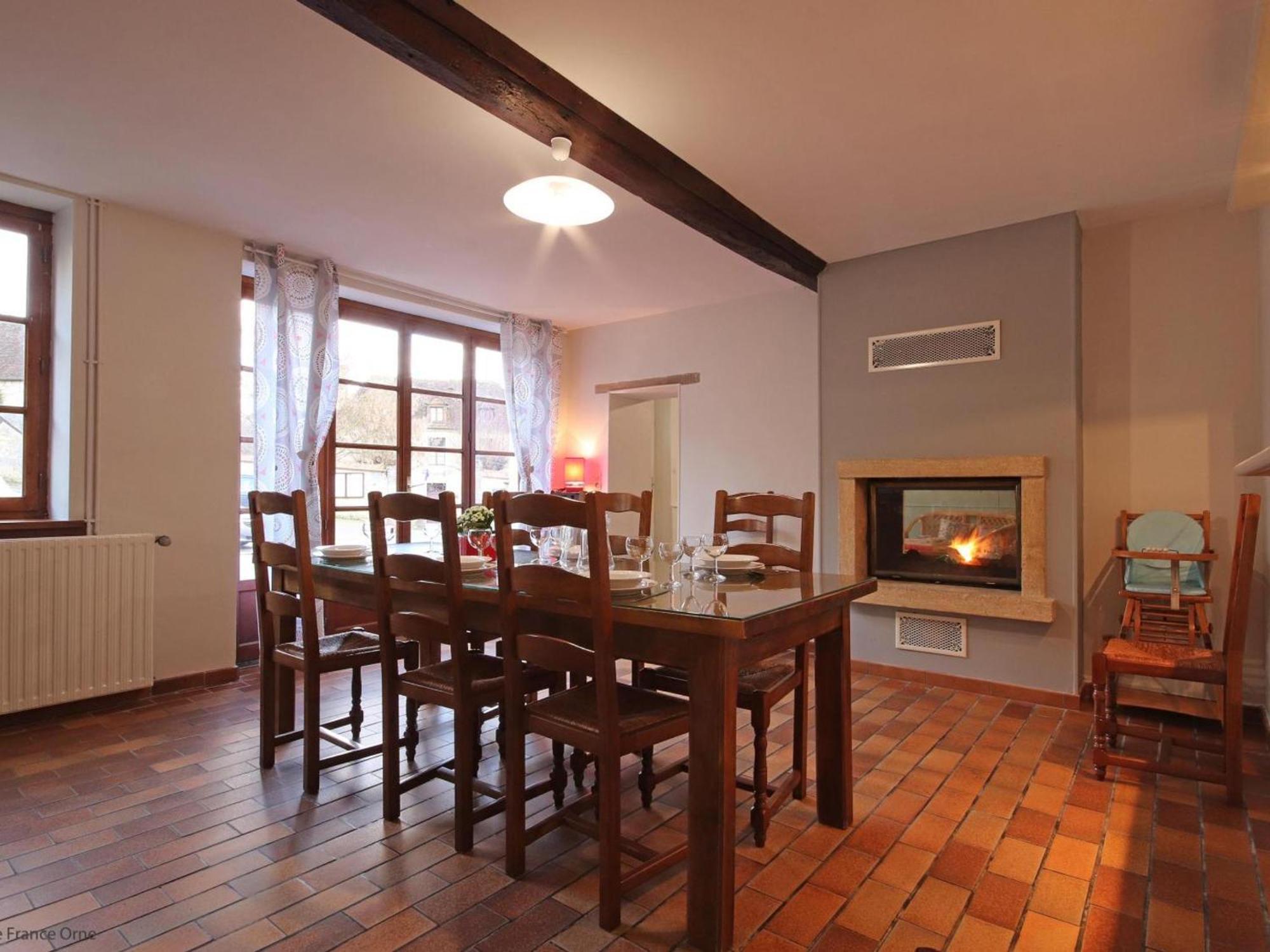 Maison Percheronne Spacieuse Avec Billard, Babyfoot, Et Jardin Clos, Animaux Bienvenus ! - Fr-1-497-65 La Mesniere Buitenkant foto