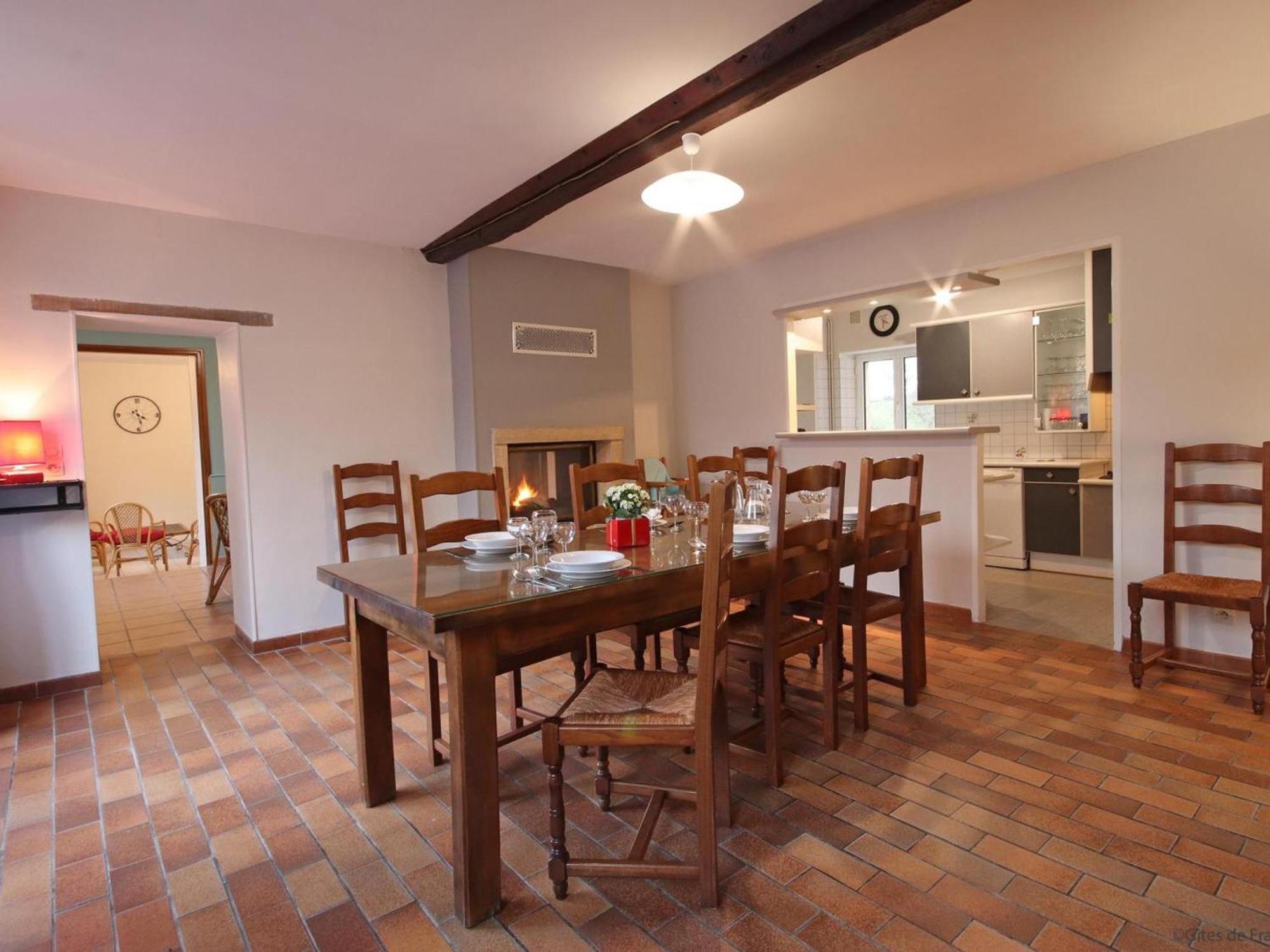 Maison Percheronne Spacieuse Avec Billard, Babyfoot, Et Jardin Clos, Animaux Bienvenus ! - Fr-1-497-65 La Mesniere Buitenkant foto